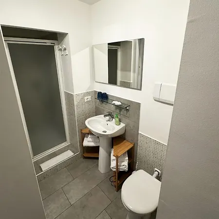 فندق مبيت وإفطار Casa Di Lucia فيرونا