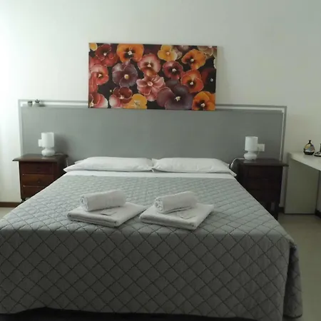 فندق مبيت وإفطار Casa Di Lucia فيرونا